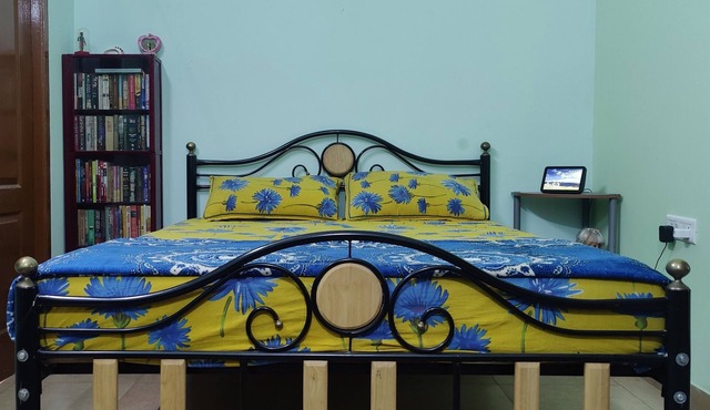Fabulous apartment room with WiFi in bustling Bengaluru