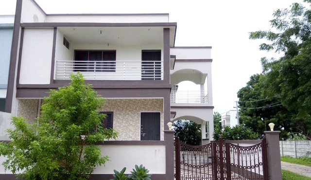 Family-4 BHK House-2 floor-Parking-Garden-2700 sq foot