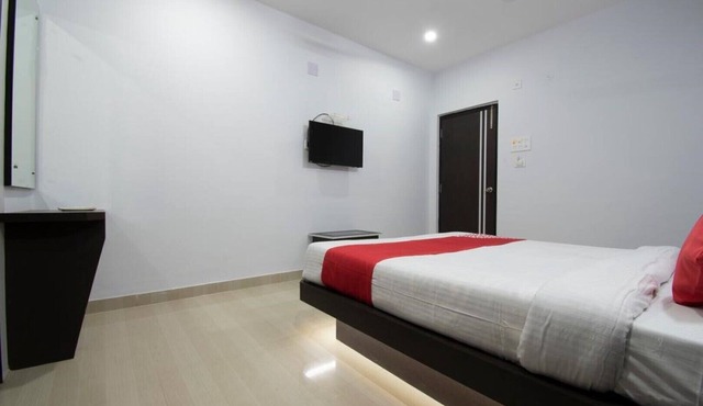 FAMILY ROOM 1-S G INTERNATIONAL
