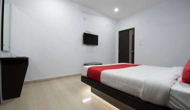 FAMILY ROOM 2-S G INTERNATIONAL