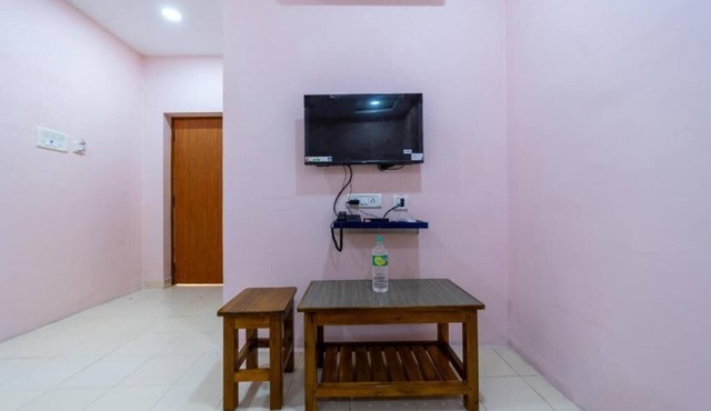 Family Room - Happy Inn