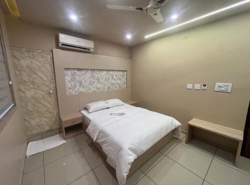 Famstay and healthclub