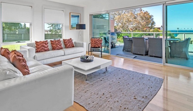 Fantastic large home in Bridport