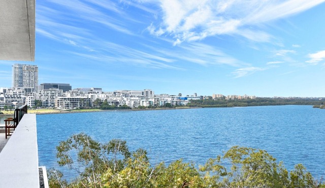 Fantastic Waterview 1 bedroom apt for 4 sleeps