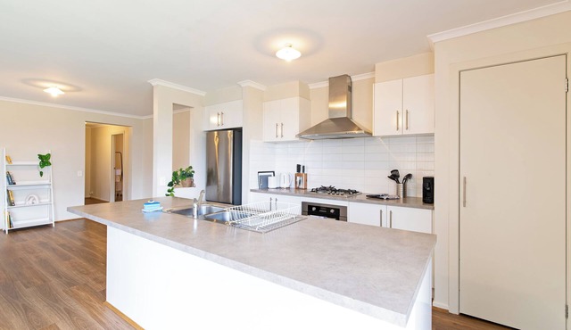 Fiesta Retreat with 2 Living Areas, BBQ Space, and Prime Location Near Parks & Shopping in Elizabeth Downs