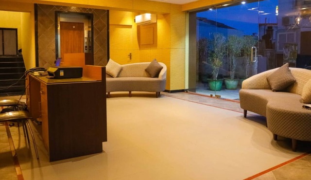 First Inn Hotels