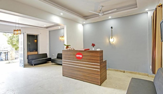 Flagship Hotel Vaibhav Brand Near Tdi Mall