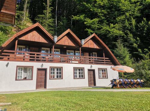 Fontana erdélyi vendégház in Bradesti