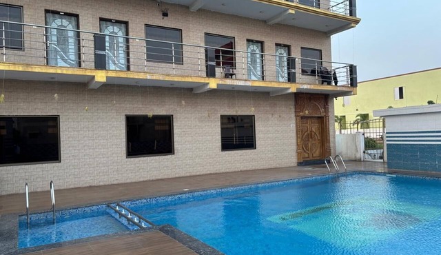 Fortune Club And Suites