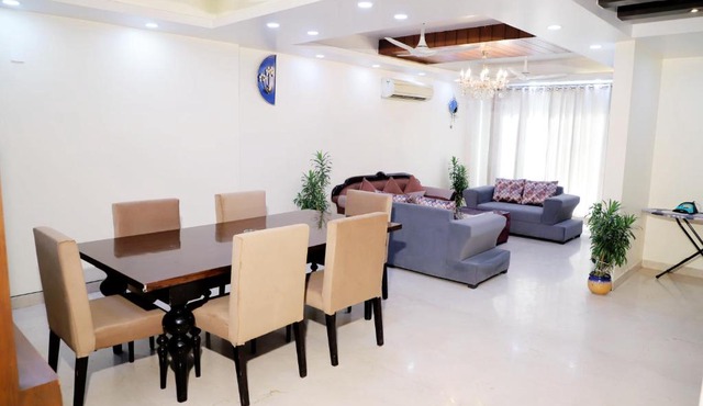Fortune Home Service Apartment 3Bhk,J-171 Near Max Hospital