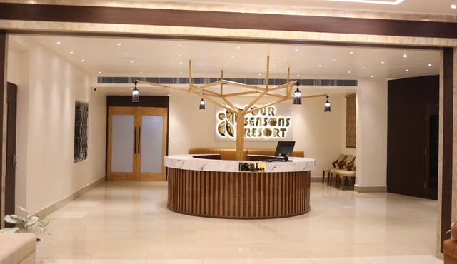 Four Seasons Resort