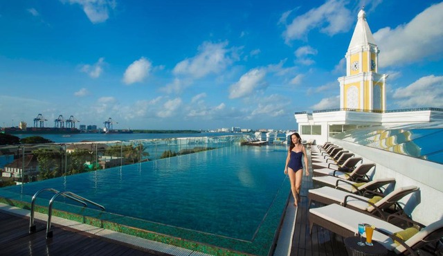 Fragrant Nature Kochi - A Five star Classified Hotel
