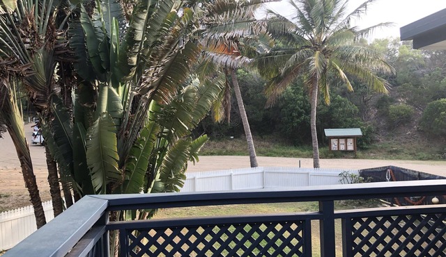 Fraser Island Classic Beach House - 1 minute to the beach in Happy Valley/ Fraser Island