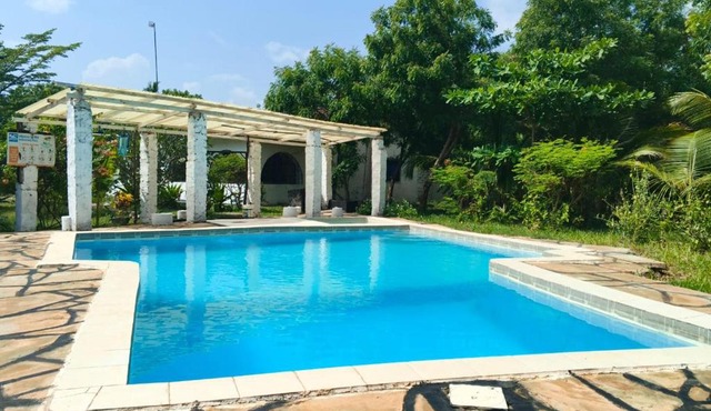 Fred Hunter Villa in Tiwi