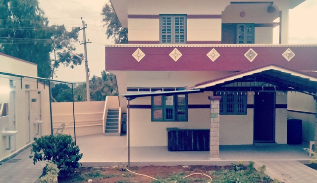 Freshen Up And Stay At Namma Chikmagaluru
