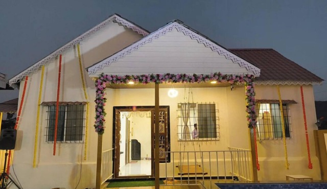 Gagan's Abode 2BR Villa with Private Pool by Homeyhuts