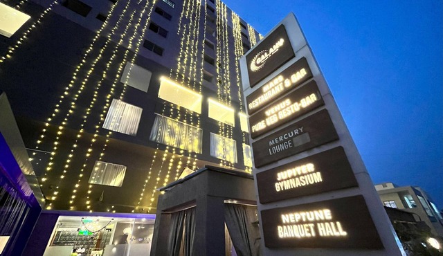 Galaxy Club & Hotel