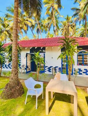 Garden Aroma Palolem, Beachside Hostel & Cafe Bar
