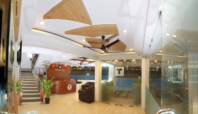 Gateway Airport Hotel