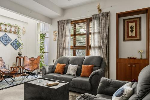 Gatsby Grandeur Luxury Villa with Private Theater & Terrace By Spacez