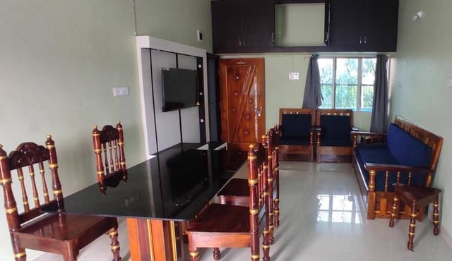 Gaur Homestay Deluxe AC Suite