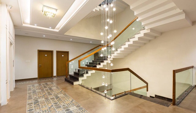 Gaurison Hotel&Resort