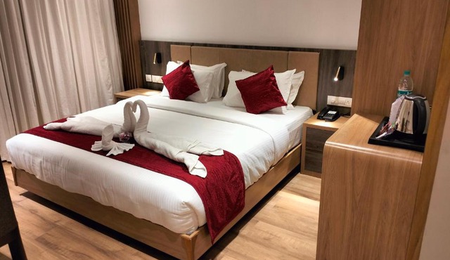 GAYATHRI HOTELS
