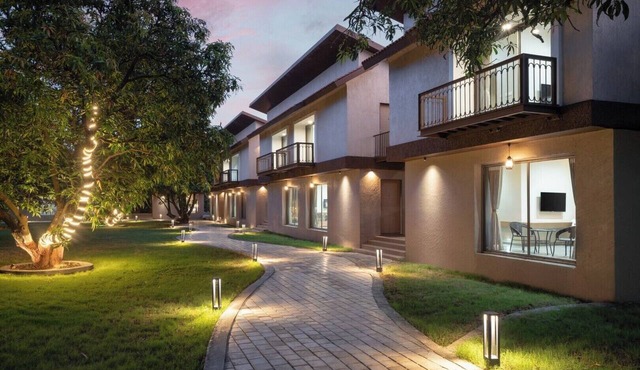 Gir Aatithya Clarks Inn