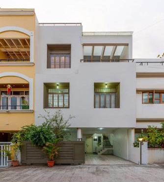 Giriraj Homestay 3 BHK with Driver Room