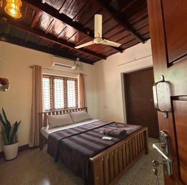 Glanwoods Inn - 2BHK Independent Private house in Mangalore - Pets allowed
