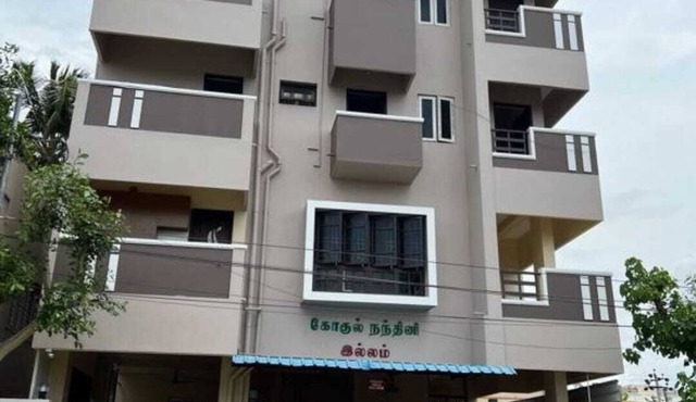 Gokul Nandhini Service Apartment Thudiyalur, Coimbatore