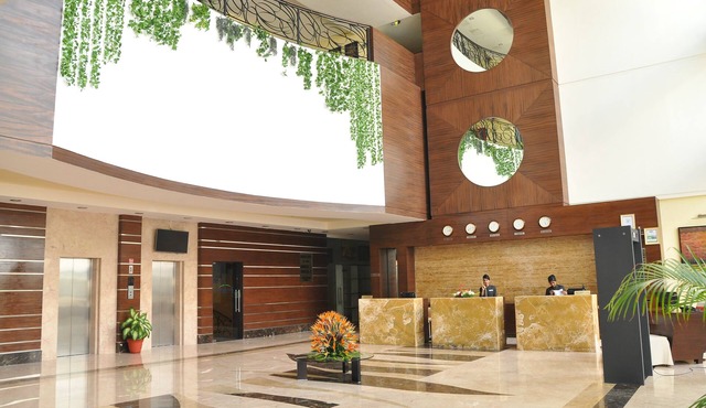 Gokulam Park Sabari OMR Hotel