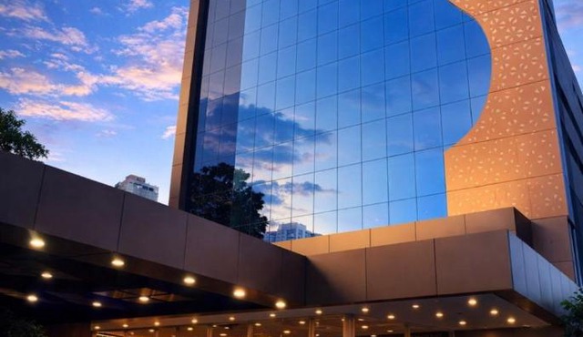 Golden Cassia Infopark Business Hotel
