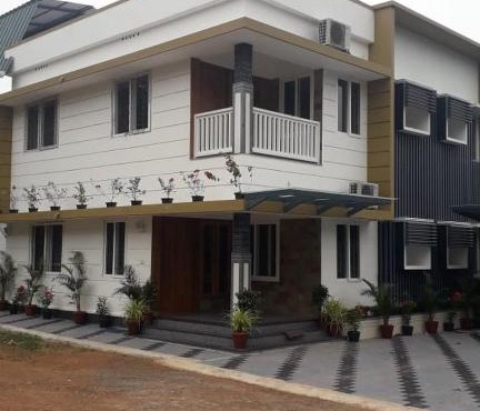 GOLDEN VILLA