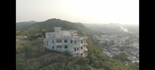 GOVIND GARH NATHDWARAa 995O637O4O