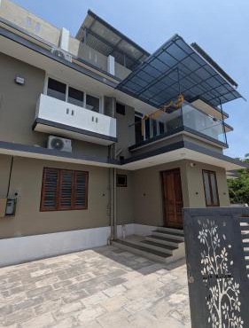 Grand Beach Villa