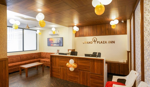 Grand Plaza Inn