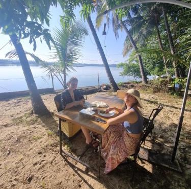Green Island Homestay Riverside