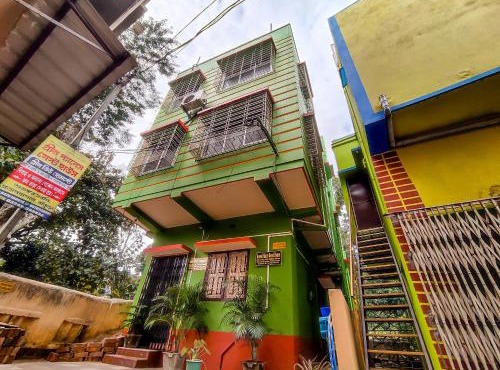 Green Palace Guest House