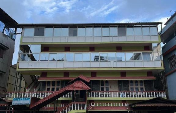 GREEN STAY - Tourist Guest House/Cottages