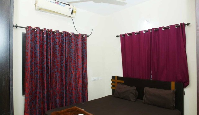 Green villa residency located in ponekkara edapally,1km from lulumall