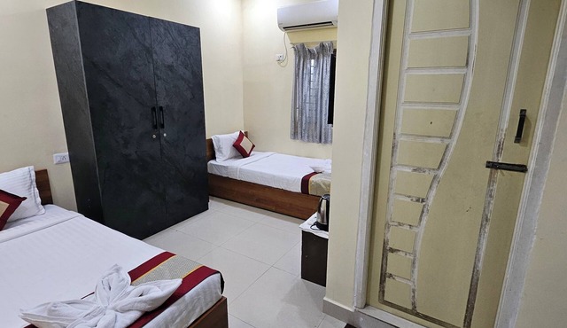 GT Empire Hotel-Near SRM University