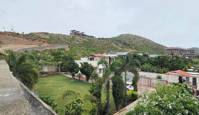 Gtn Aranya Villas