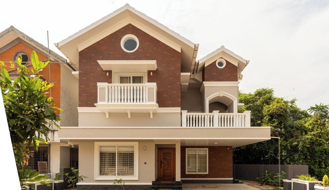 Halcyon Haven: American Luxury in Kerala Serenity