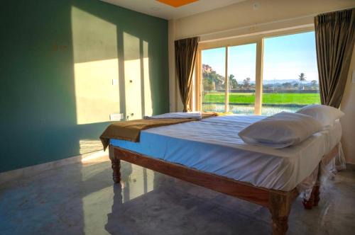Hampi Green Hills Guest House