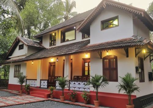Haris Farm House