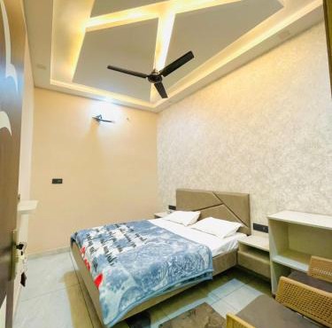 Hasrat Residency
