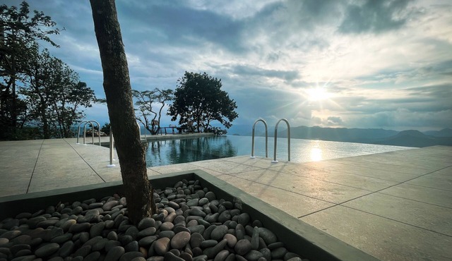 Haze and Kites Resort Munnar