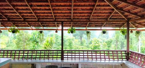 Heights Farm Stay - Nature Stay Near Madikeri