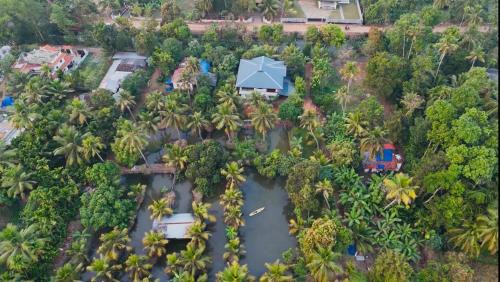 Hestia Homestay- 2 Bedroom Retreat Aymanam